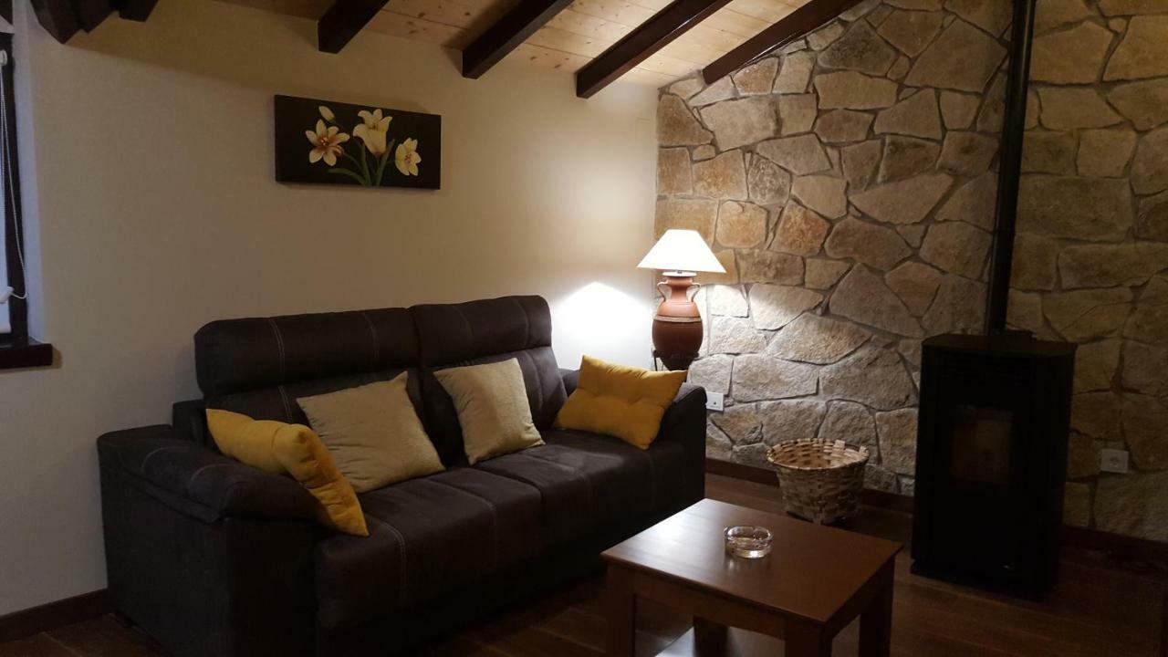 El Cordel De Gredos Guest House Наваредонда де Гредос Екстериор снимка