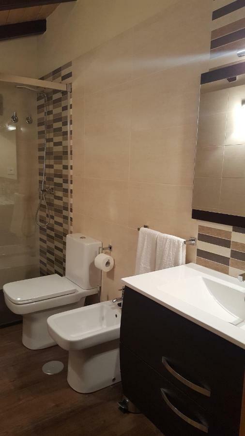 El Cordel De Gredos Guest House Наваредонда де Гредос Екстериор снимка